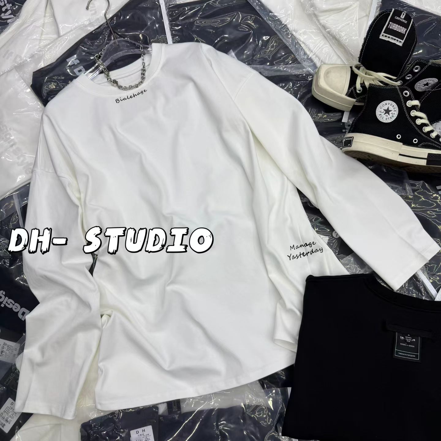 DH2025冬季新款时尚百搭圆领宽松长袖T恤女潮打底衫女ins纯色字母