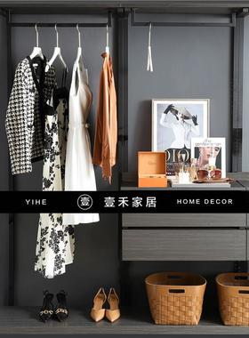 衣帽间展示梳妆台礼服套装样板间饰品女士组合衣服摆件橙色道具