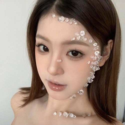 冰块仿真化妆脸部亚克力不规则小众创意仿妆脸部贴钻装饰透明超仙