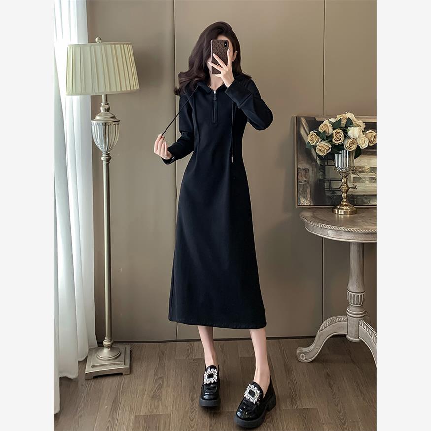 黑色休闲连帽卫衣连衣裙女秋冬季加绒加厚高级感内搭打底过膝长裙
