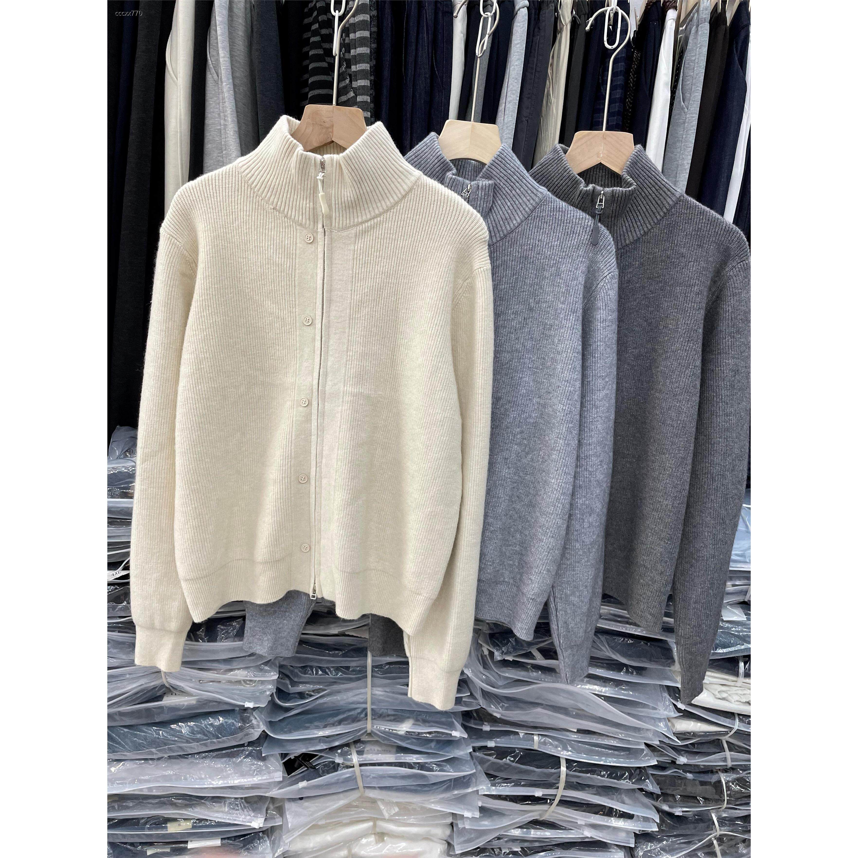 实拍现货2025秋季新款女简约立领拉炼针织开衫毛衣外套女合体上衣