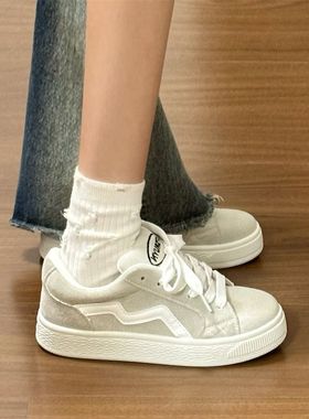 原创浅灰色美式高街滑板鞋女ins百搭小众面包鞋舒适耐磨休闲鞋子