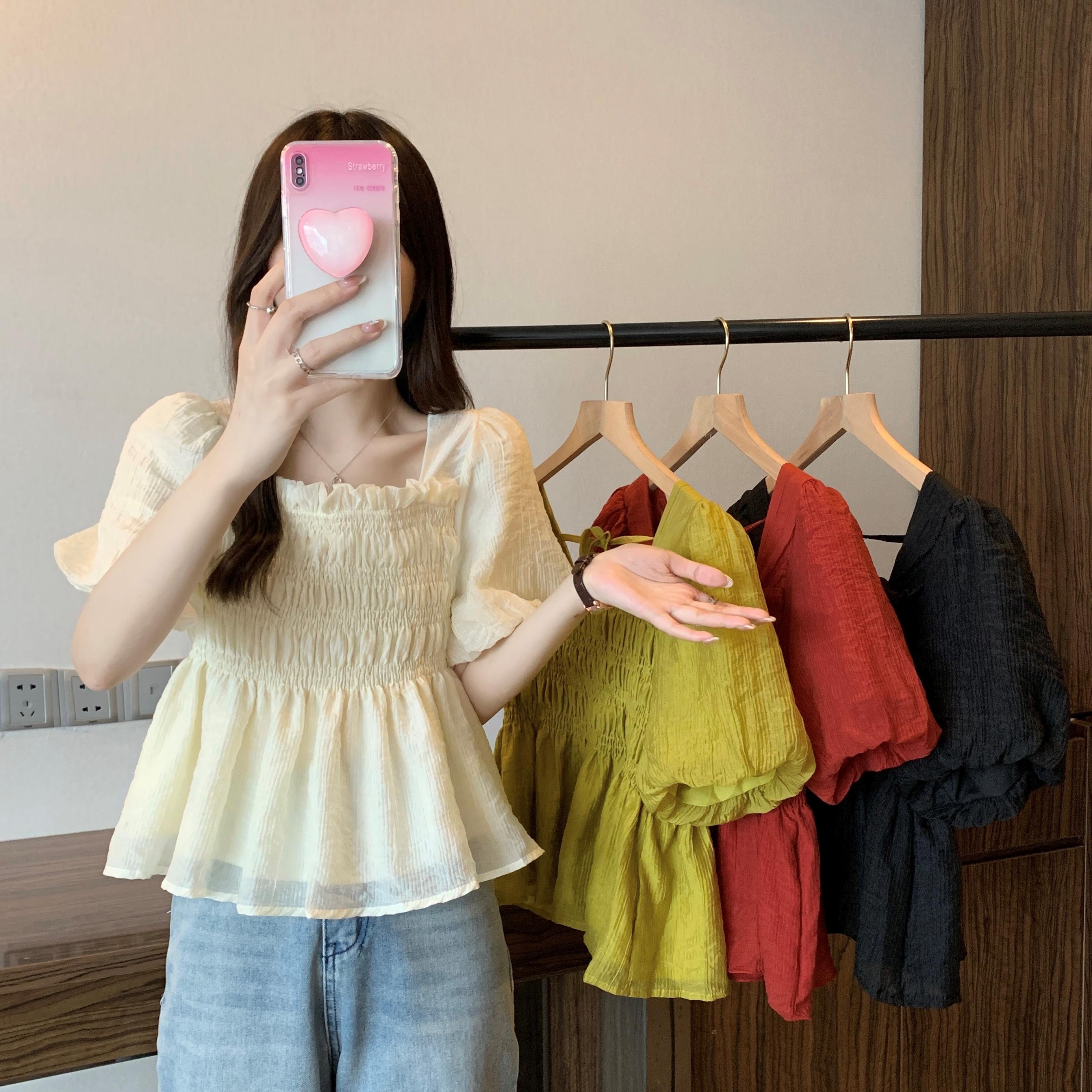 WW杨婉婉褶皱方领泡泡袖衬衫