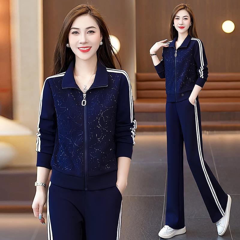 早秋825216尚休闲运时动套装女款洋气减龄中年开衫大码卫新两衣件