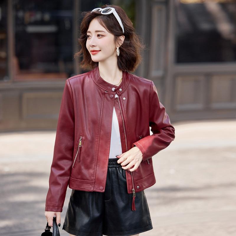 黑色皮衣夹外套女短款时新尚款小缘82895个子休闲尚女士时机车服