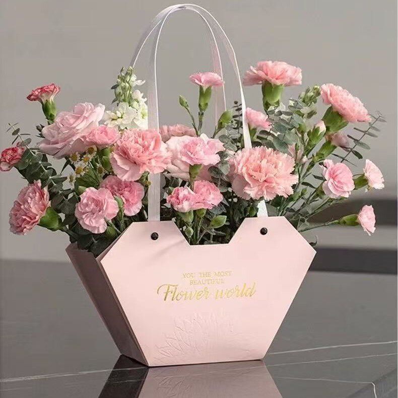 白色鲜花手提袋爱心防水袋子外贸花艺包装盒