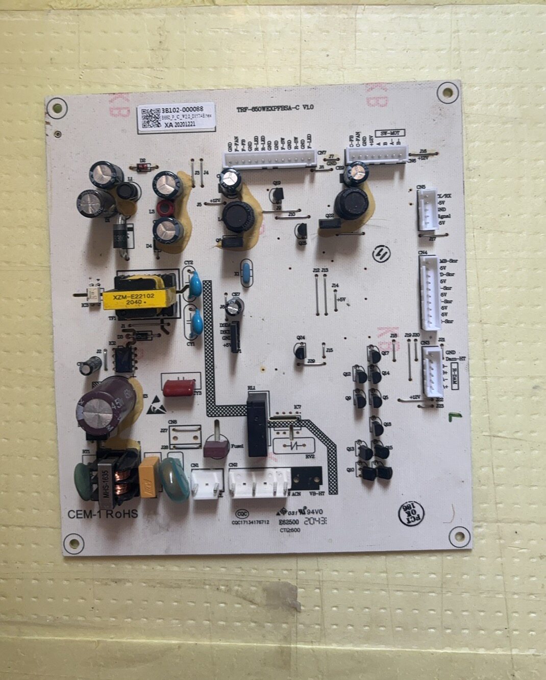 TCL电冰箱BCD-646WPJD/650WEPZ50主机板显示主板3B102-000088 - 实物图