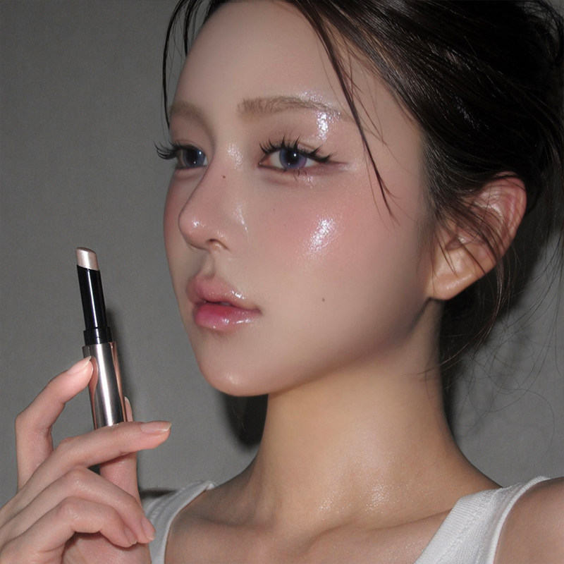 【水光肌钢化膜】高光清透感持妆提亮脸部卧蚕眼头珠光眼影钻石棒