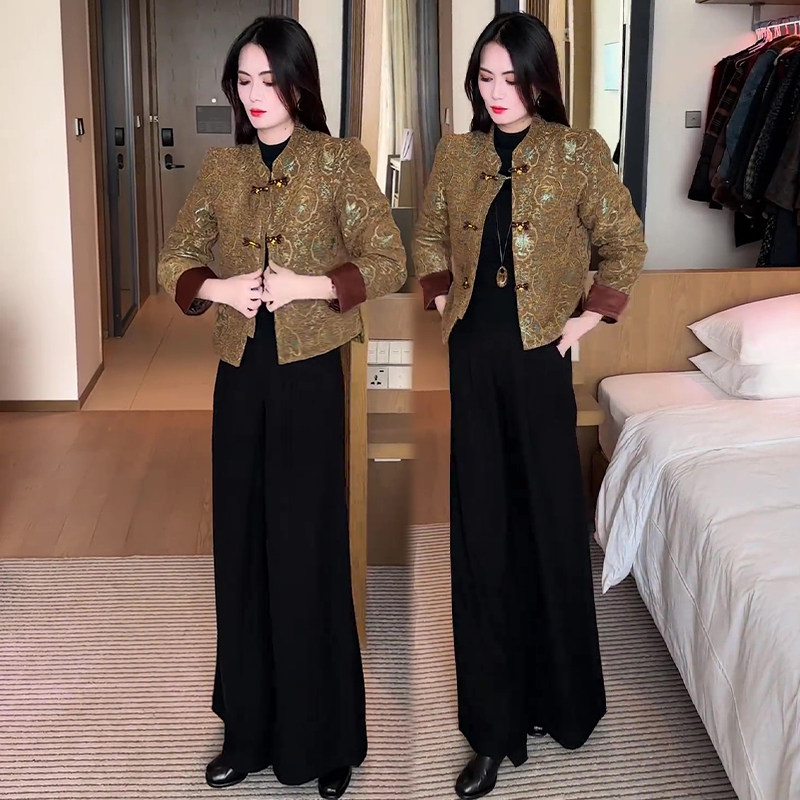 时尚2025秋冬新款新中式国风盘扣外套女高级感气质名媛短款上衣潮