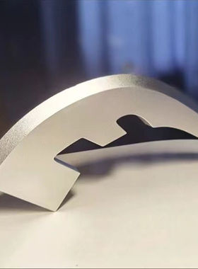 赛文奥特曼头标飞镖冰斧真1:1硬胶道具打斗版冲榜价错过无