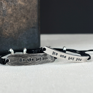 原创小众S999纯银刻字定制情侣手链男女一对字母手绳高级感礼物