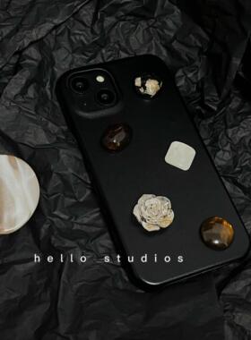 hello studios复古高级感宝石黑色皮质手机壳适用iPhone14promax苹果15proMax半包13PRO/12硬11