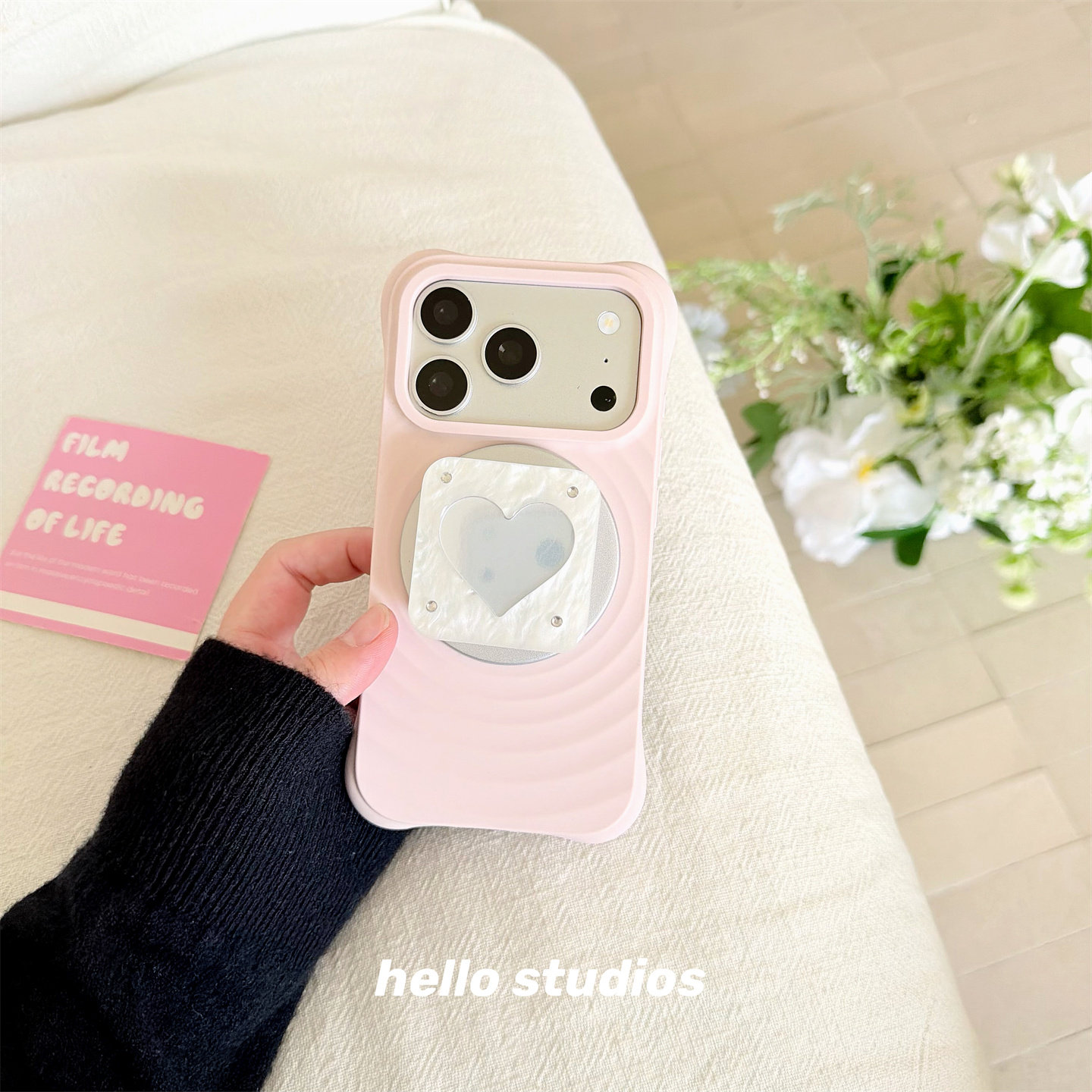 hello studios简约ins波漾磁吸爱心支架手机壳适用苹果17promax新款iPhone16PRomax壳15pro/17pro