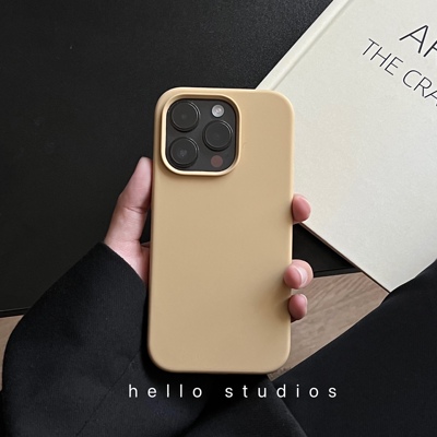 简约小众卡其色液态硅胶手机壳