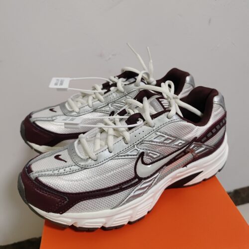 Nike Initiator 跑鞋 IB4688-111 发广东BB主图实拍下单请看详情C