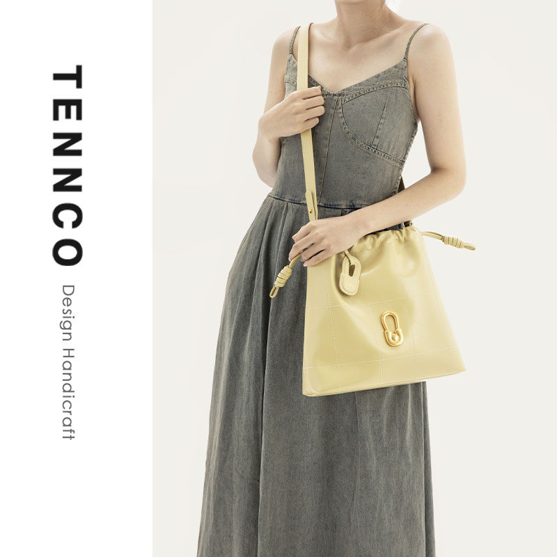 TENNCO原创【软袋包】真皮大容量托特包春夏新款单肩水桶包斜挎包,箱包皮具/热销女包/男包,托特包,淘宝优惠券,粉丝福利购,淘宝优惠卷