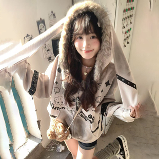 小杭还没吃饱原创甜酷可爱卡通毛领兔耳朵连帽卫衣女宽松开衫外套