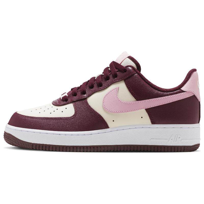 Nike Air Force 1 '07 