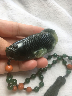 岫玉鱼手把吊坠男女款玉石毛衣链挂件全新包邮天然保真一物一图