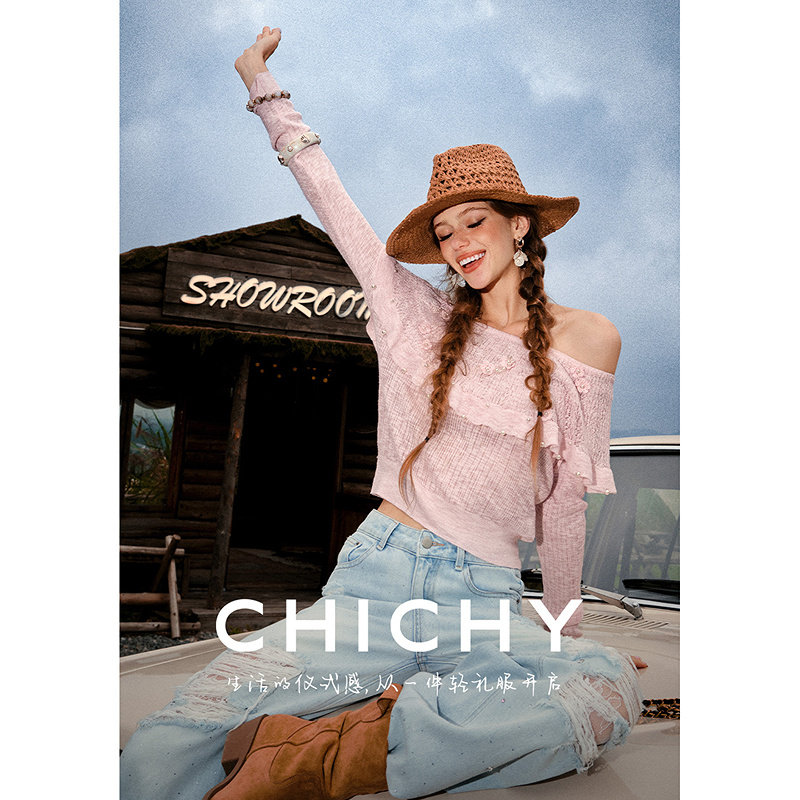 CHICHY法式慵懒风一字肩毛针织衫