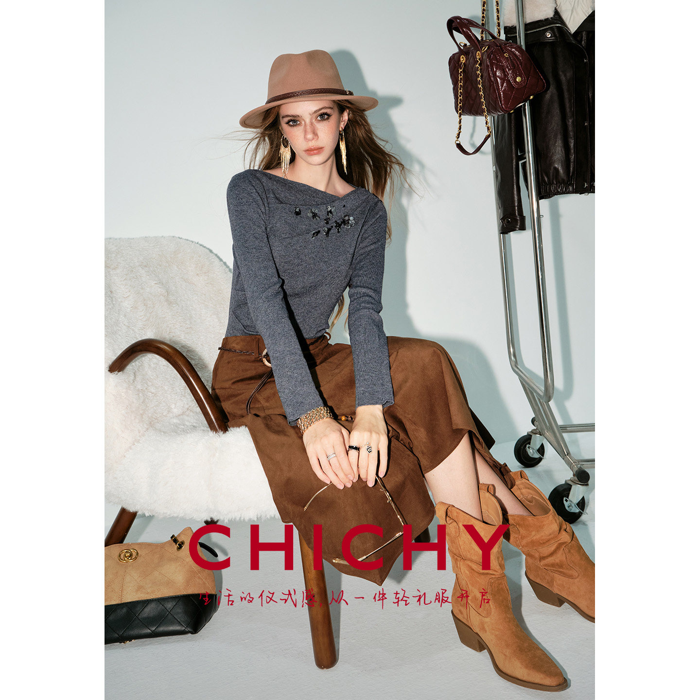 CHICHY法式高级感灰色针织衫
