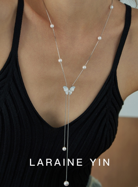 LARAINE YIN白贝蝴蝶单层细链女 人造珍珠不对称垂坠轻奢小众项链