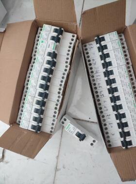 施耐德漏电保护器idpna一起27只成色具体如图所示。有一议价商品