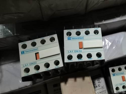 施耐德辅助触头触点 LA1DN04-C/20/02 /22/议价商品