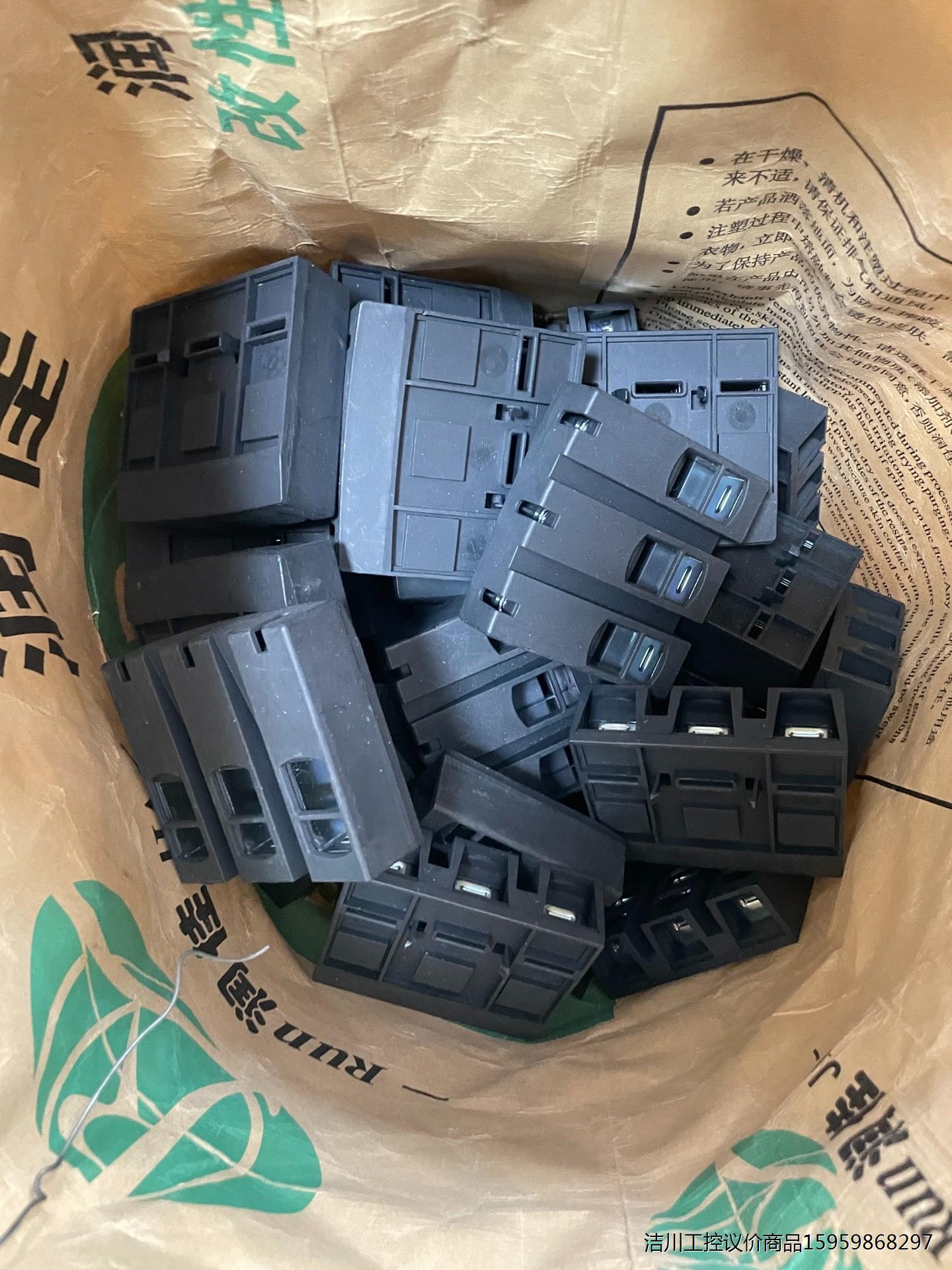 施耐德交流接触器接线端子 接线柱 用于LC1D115 150议价商品