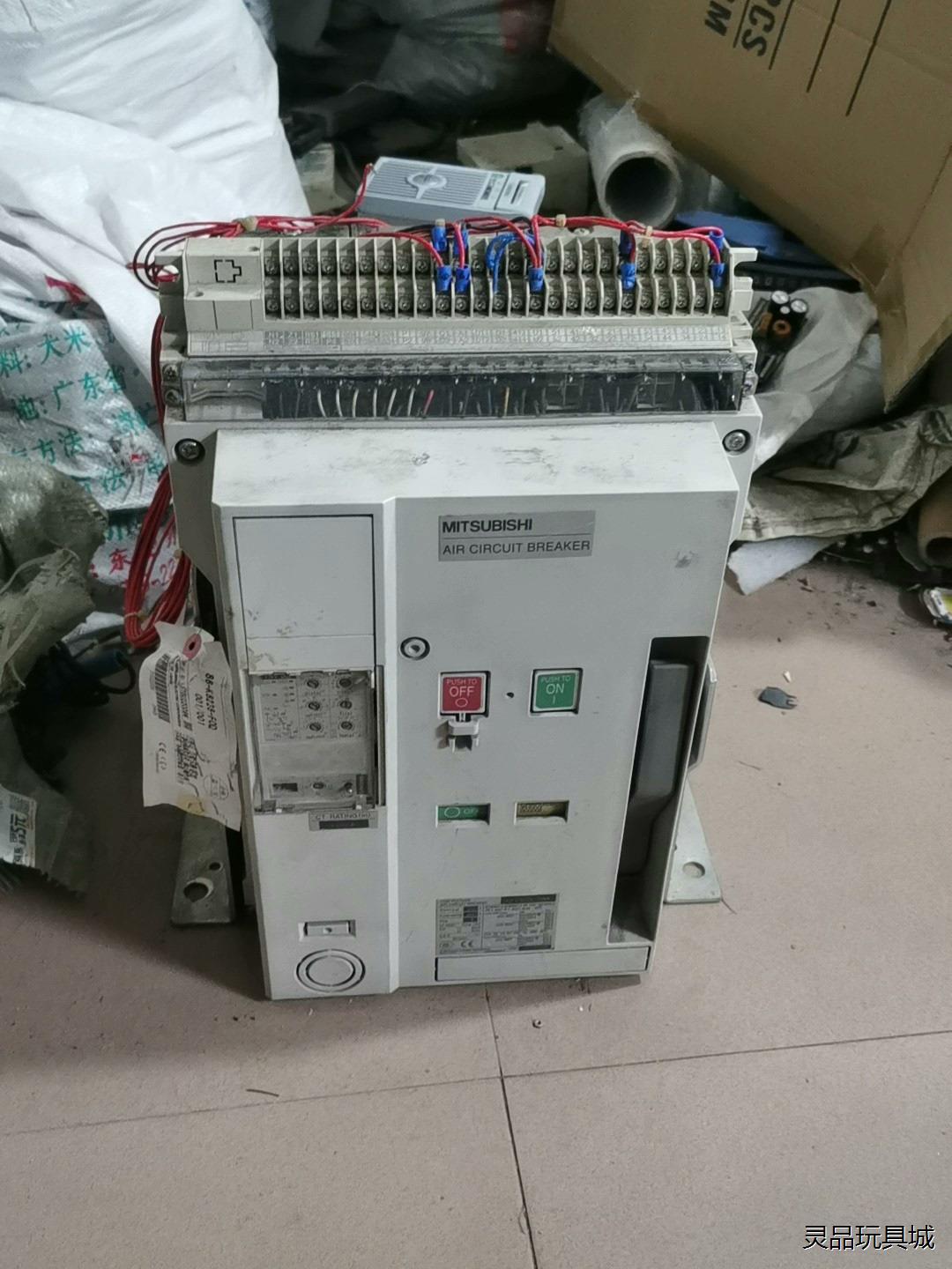 正品拆机三菱断路器，成色如图，AE2000一SwA，2000议价商品