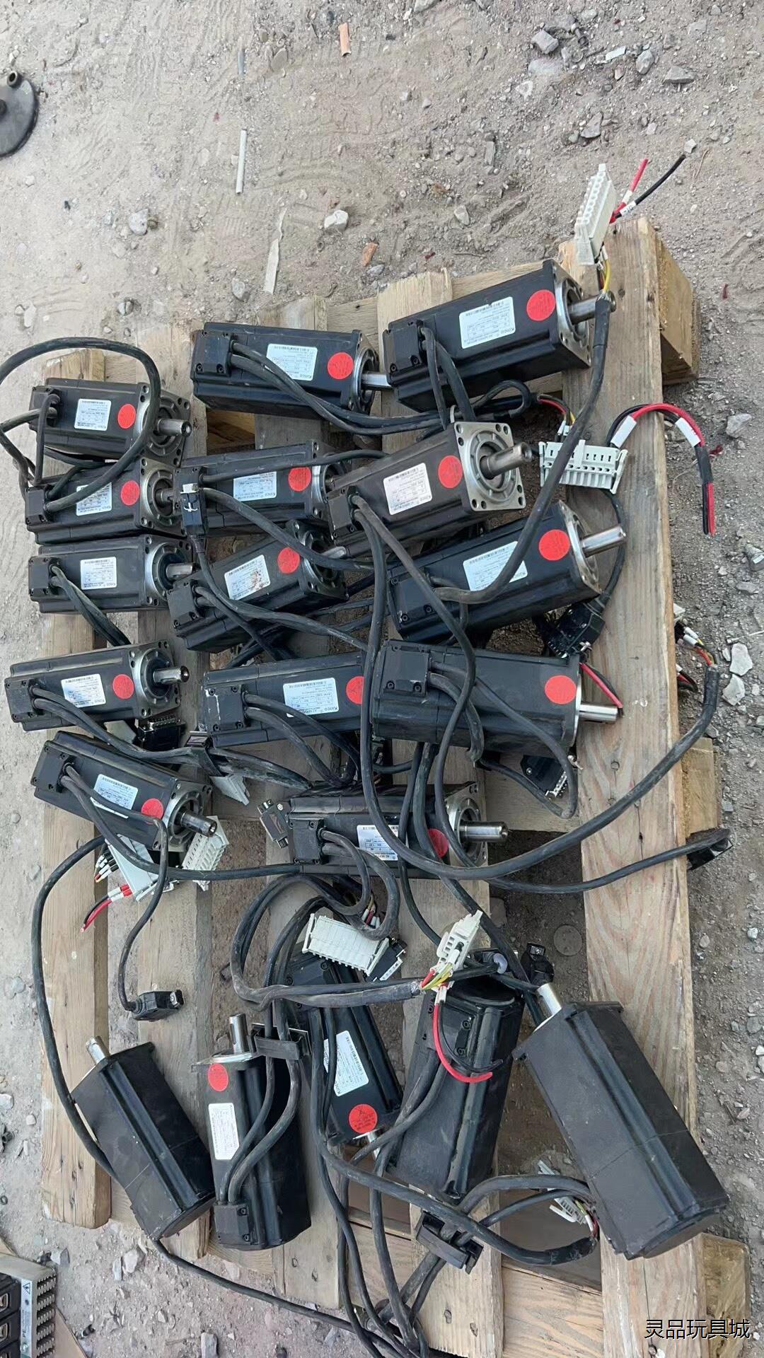 步科伺服电机，SME60S-0040-30AAK-3DKL-议价商品