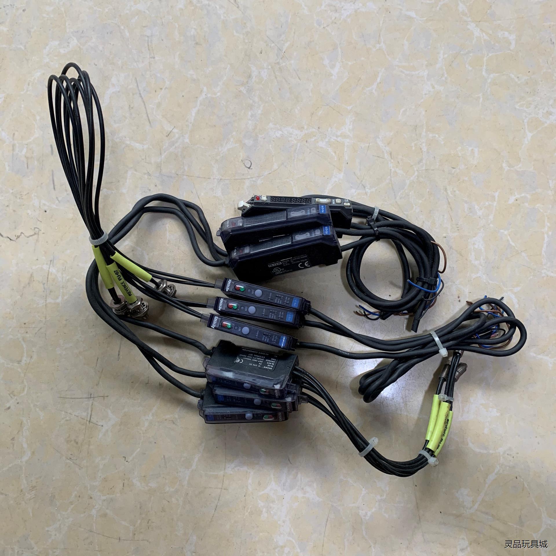 拆机基恩士FS-T1/FS-V211R传感器，质量包好，拍前议价商品