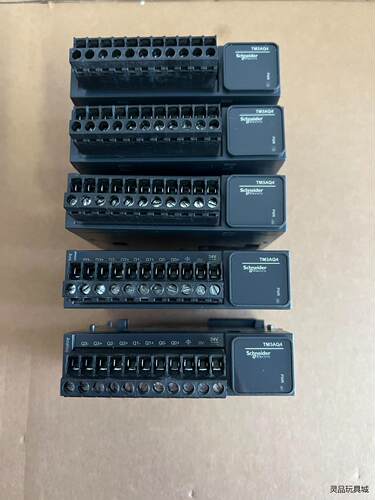 施耐德PLC模块，型号TM3AQ4，现货5只，成色99新 包议价商品