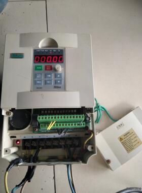 日博变频器3.7KW,RB600-3004GB  拆机议价商品