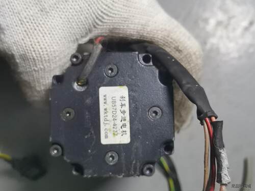 拆机件:信浓步进电机带刹车UB57D24-4277现货实拍议价商品