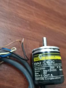 欧姆龙编码 8成新议价商品 器E6A2一CW3C
