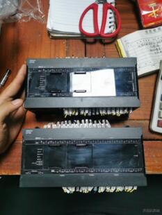 欧姆龙PLC 型号CP2E N60DT 成色充议价商品 现货俩台