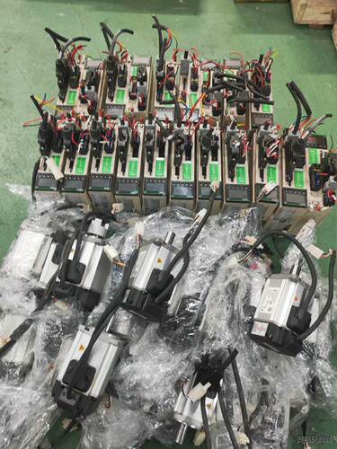400W禾川伺服电机，驱动SV-X3D4D4DA-D，电机S议价商品