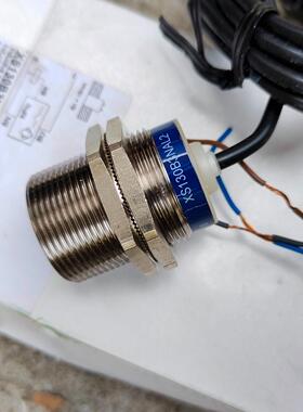 施耐德电感式传感器XS130B3NAL2议价商品