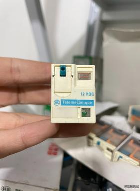全新正品施耐德中间继电器RXM2AB2JD议价商品