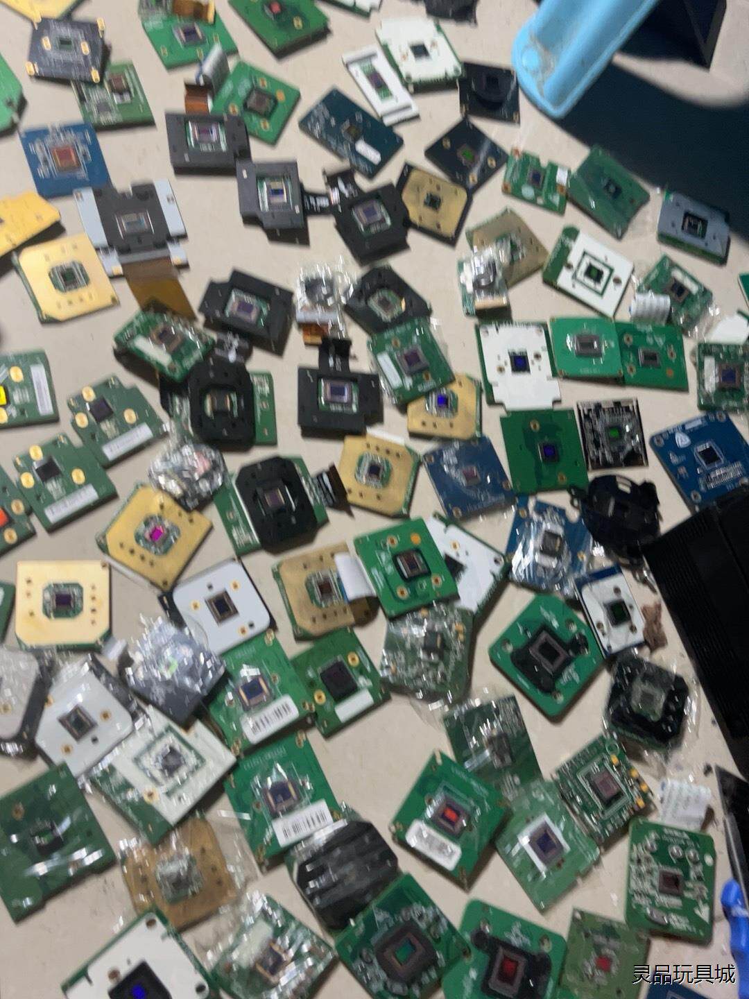 二手拆机CCD传感器、统货出、300个左右、有想法的联系、议价商品