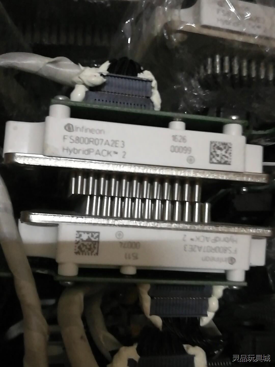 FS800R07A2E3  6MBI600VM-065V新能议价商品