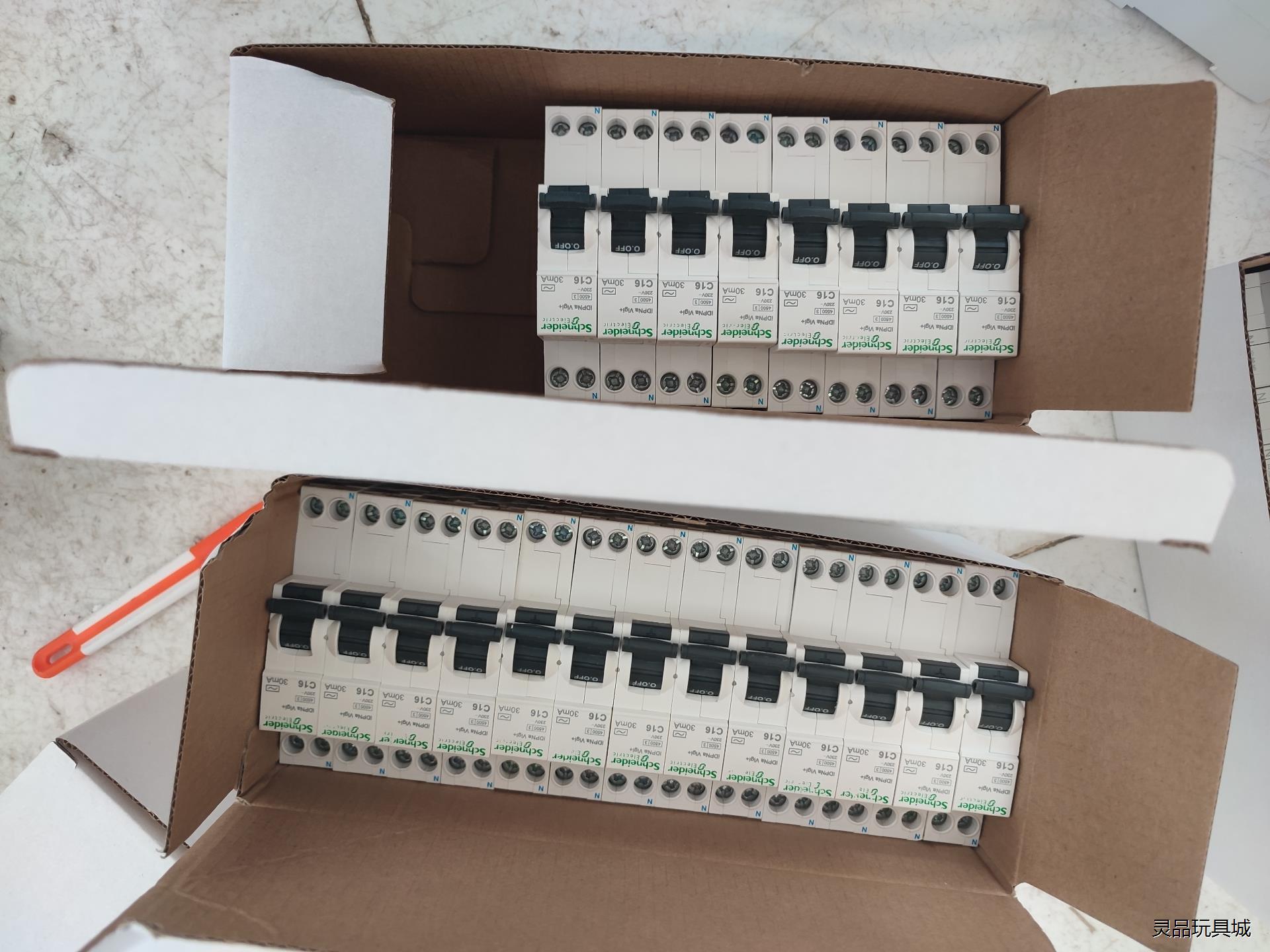 施耐德IDPNA漏电保护器1PN16A一起21只成色如图所示议价商品