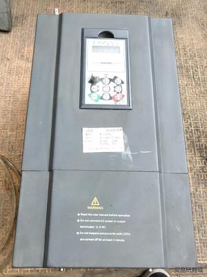 华达变频器22KW，HDVC22E4L，实物拍摄成色如图，已议价商品