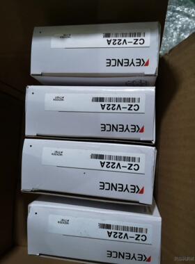 全新原装 基恩士 CZ-V22A 色标传感器放大器 单价80议价商品