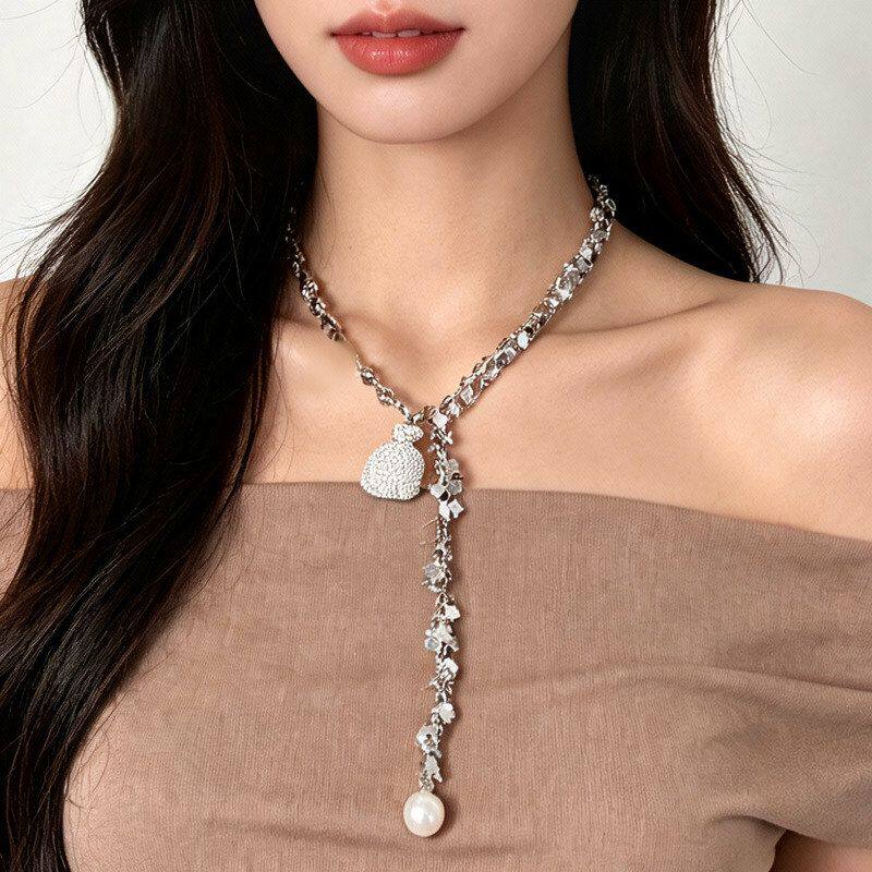坠独特个性珍珠颈链锁骨小众流苏项链银色夸张钱袋满钻亮片长款