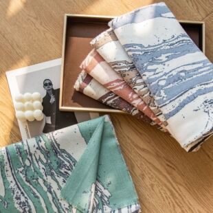 碎花围巾新款优雅仿羊绒名媛气质百搭女士披肩加厚保暖防寒围脖