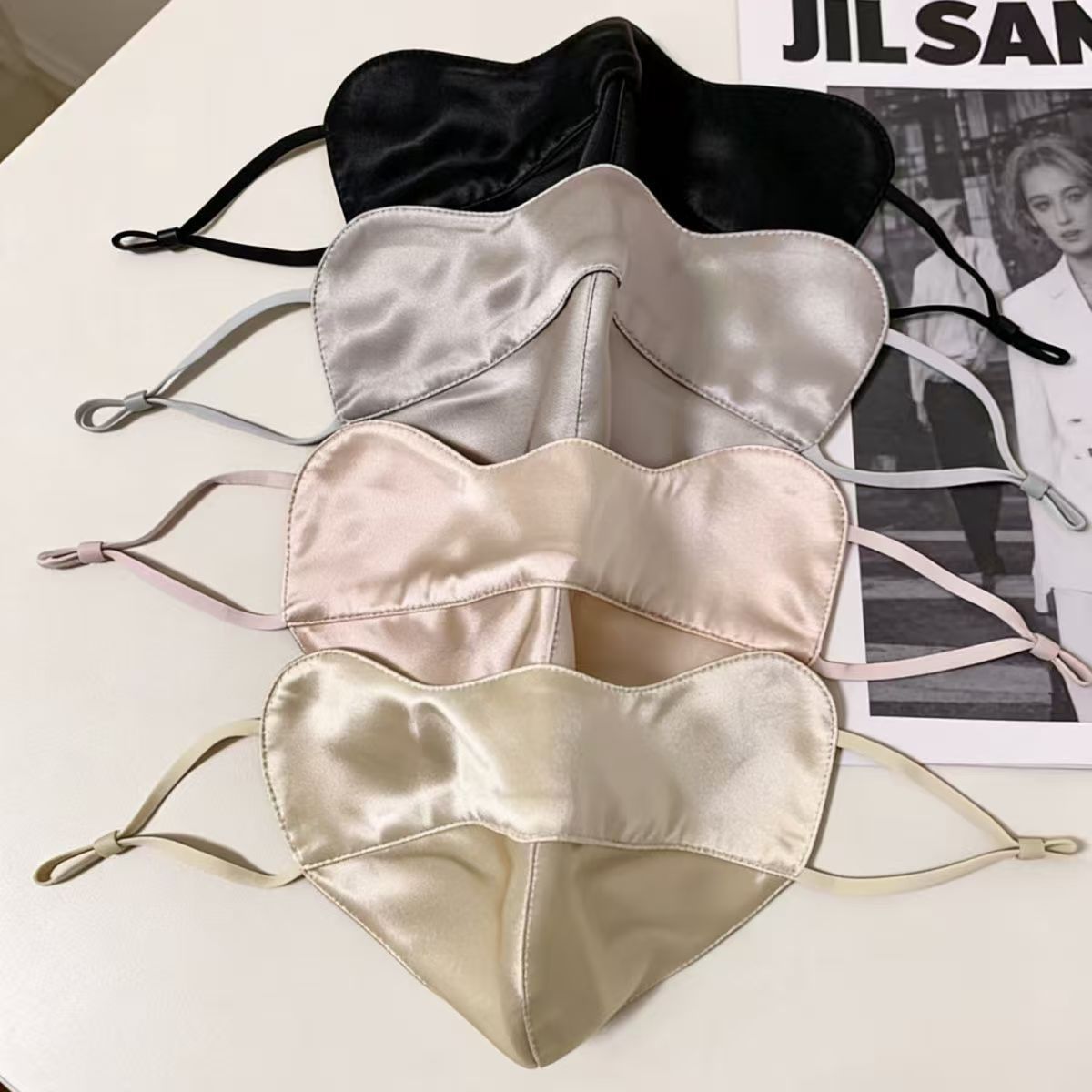 防晒口罩女夏季仿天蚕丝锦缎透气护眼角防紫外线遮阳立体鱼骨口罩