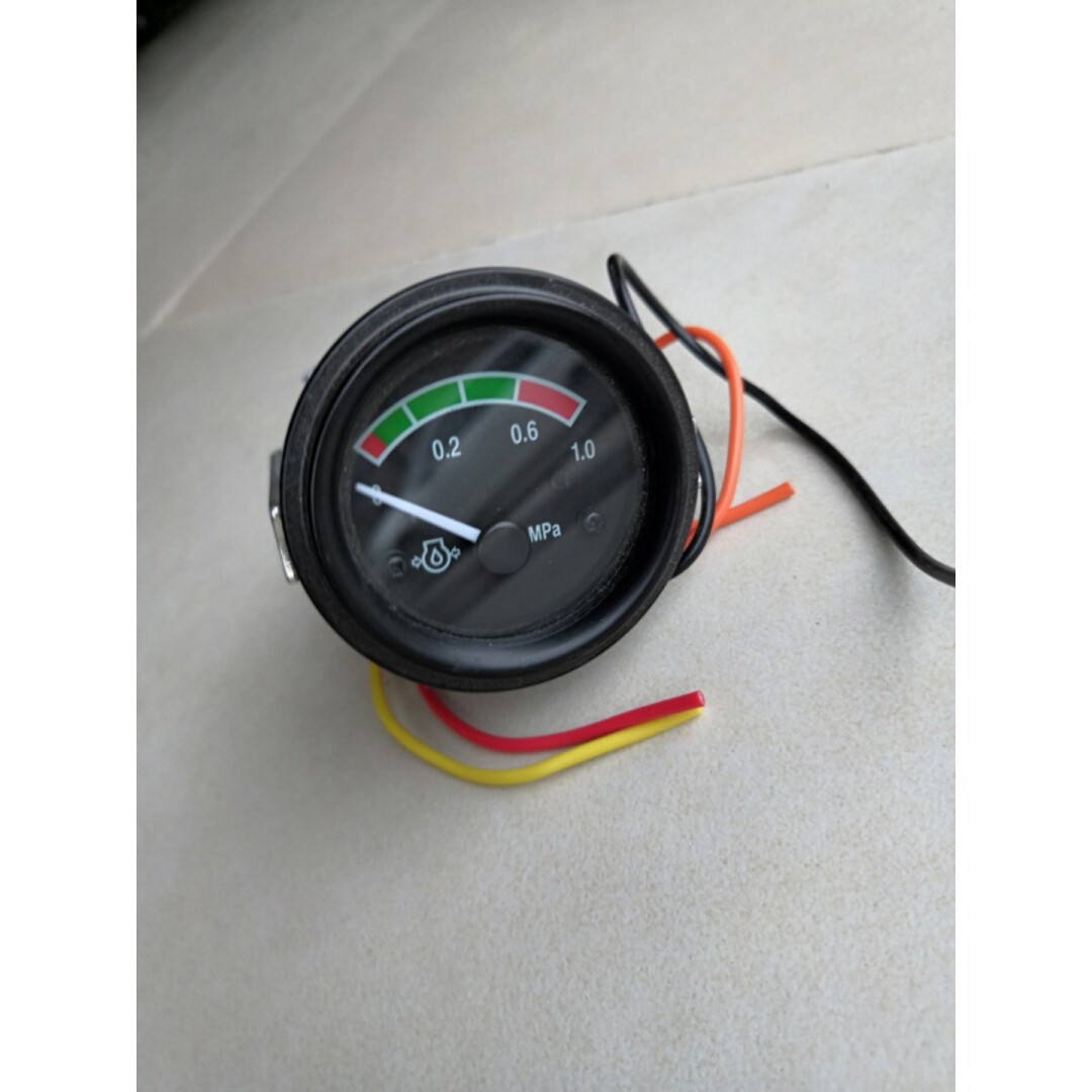 新源挖掘65/75/90挖机机油压力表压力感应配件仪表黑色方向机壳