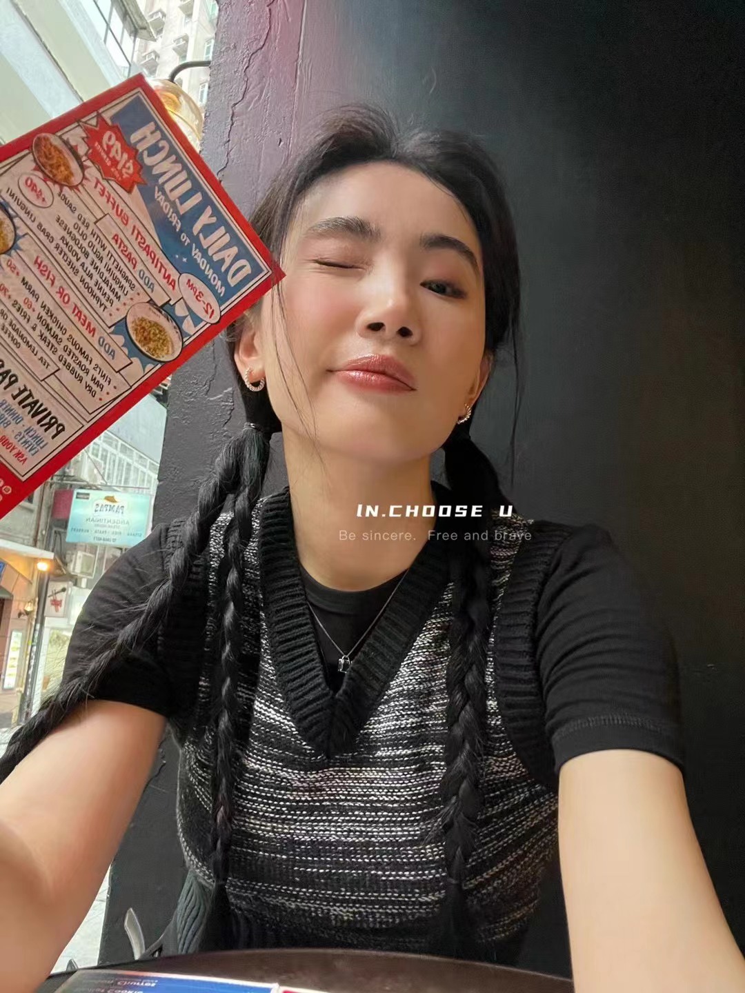 叠穿撞色马甲背心韩版套头V领